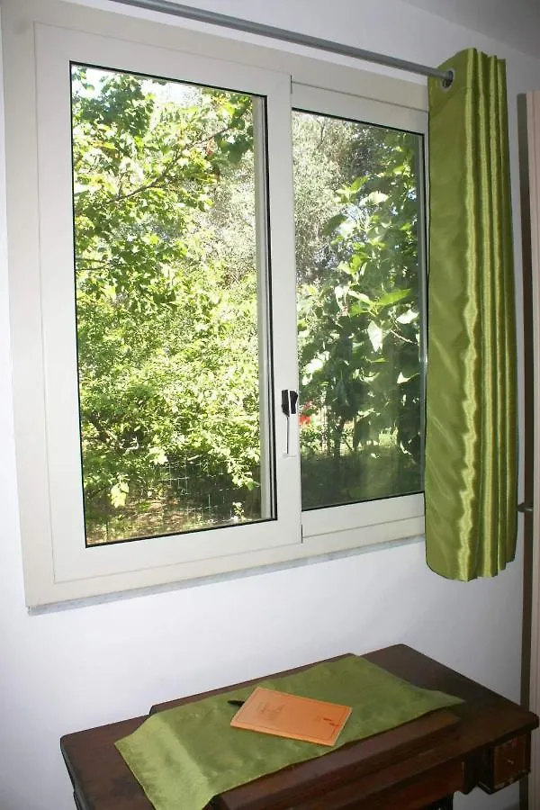 Camera Indipendente Con Bagno Immersa Nel Verde Bagheria